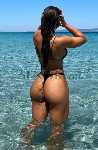 עם רגליים חטובות, שירותי ליווי, שירותי פורח