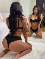 נימפומנית יש שדיים חצופים, להכיר במערכת יחסים.
