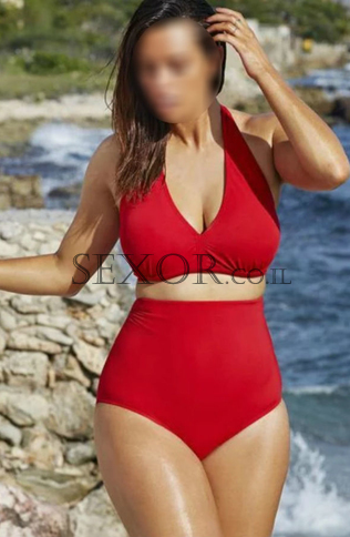 נערה פצצה חדשה בעיר