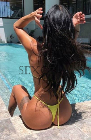 חינם פלרטטנית יש גוף סקסי